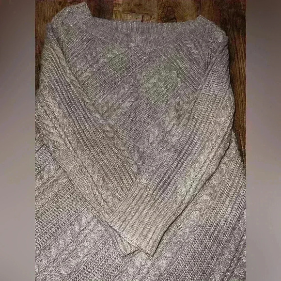 New York and Company tan and gold sweater - Picture 2 of 5